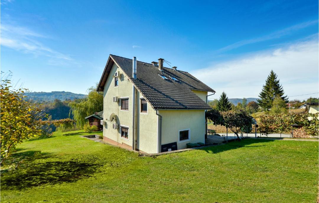 Photo of Others in Slunj