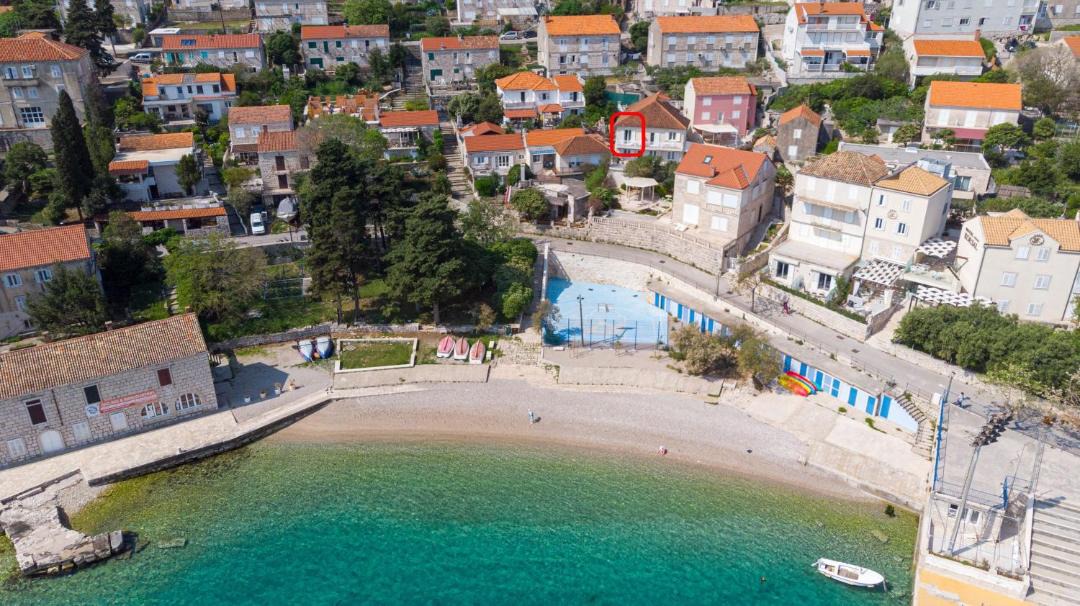 Photo of Buildings in Cove Tri Zala (Zrnovo)