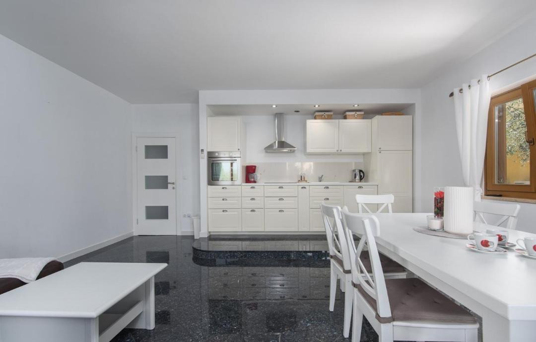 Photo of Kitchen in Zambratija