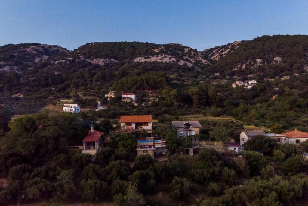Photo of Others in Banjol
