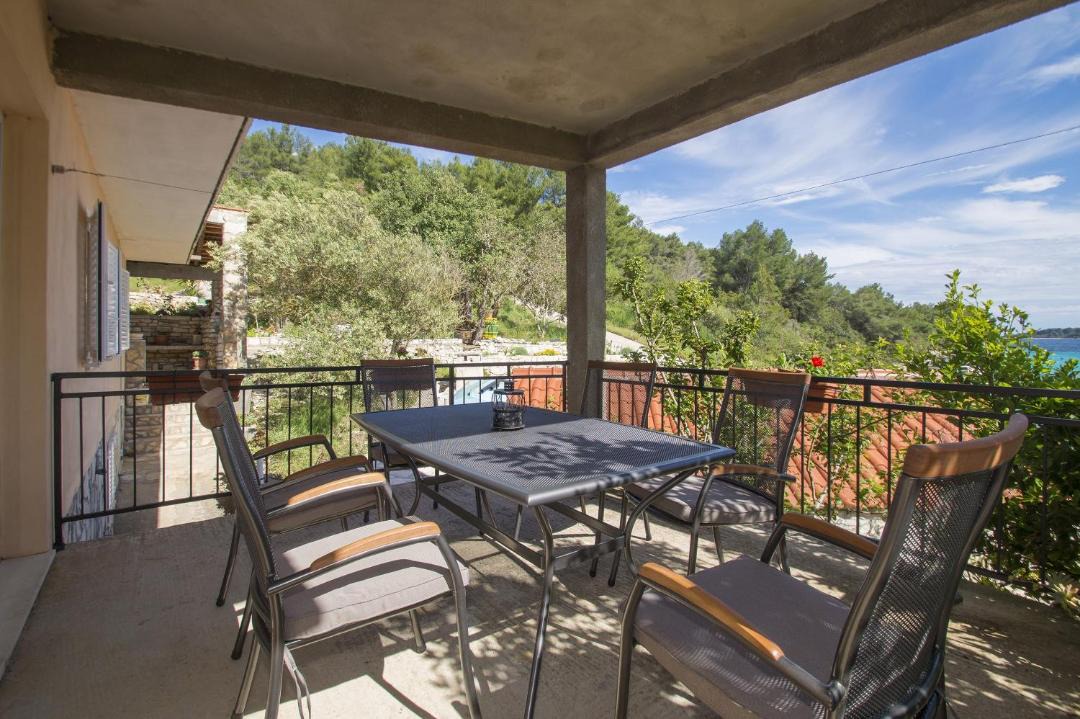 Photo of Patio Balcony in Potirna