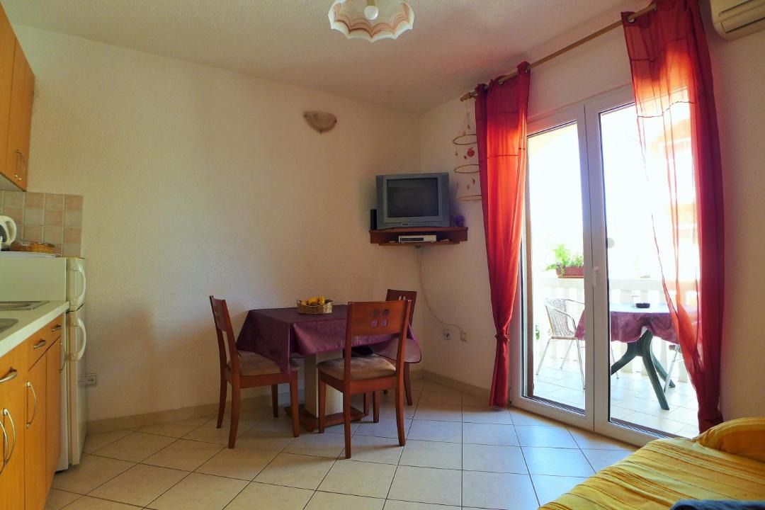 Photo of Others in Betina