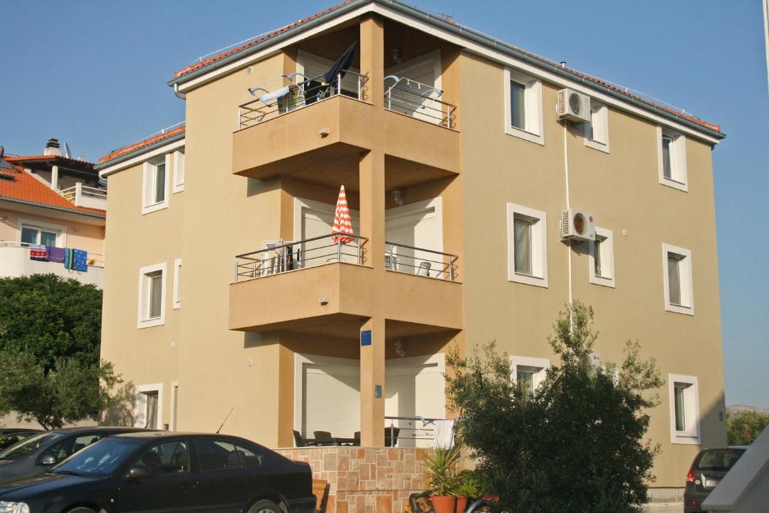 Photo of Others in Cove Makarac (Milna)