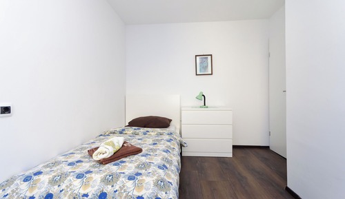 Apartment (A2)