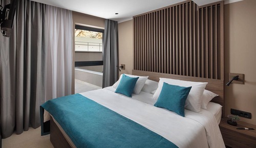 Premium suite with balcony