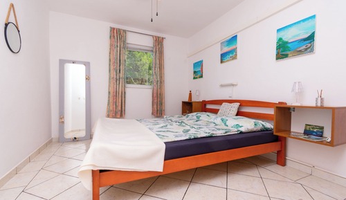 Apartment (A5)