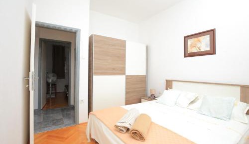 Two-Bedroom Apartment with Terrace and Sea View