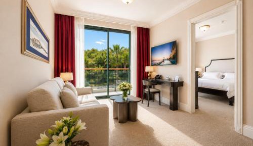 Deluxe King Suite with Balcony