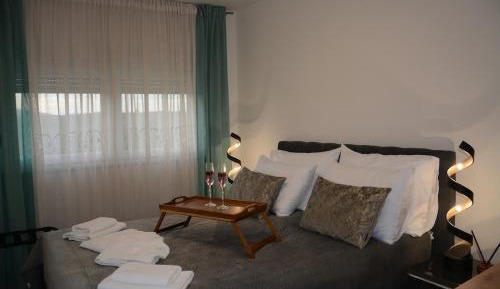 Two-Bedroom Apartment with Garden View
