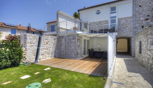 Two-Bedroom Townhouse