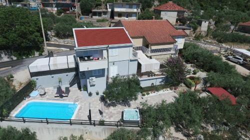 Two bedroom apartment with Balcony