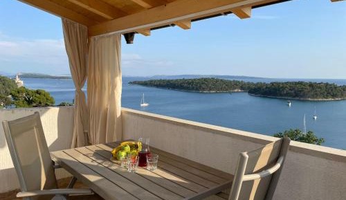 Apartment with Sea View