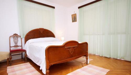 Three-Bedroom Apartment with Terrace