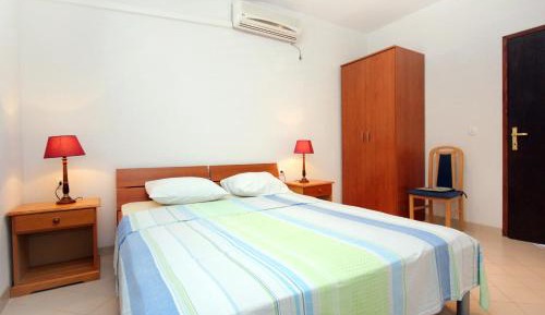 One-Bedroom Apartment with Terrace and Sea View