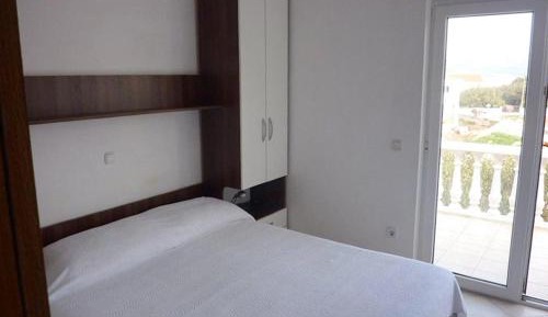 One-Bedroom Apartment with Terrace