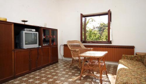 Two-Bedroom Apartment with Terrace and Sea View