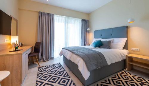 Double Room with Balcony and Sea View