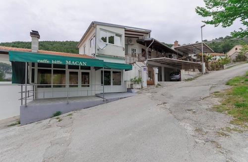 Skradin Apartment | Apartments Up and Down