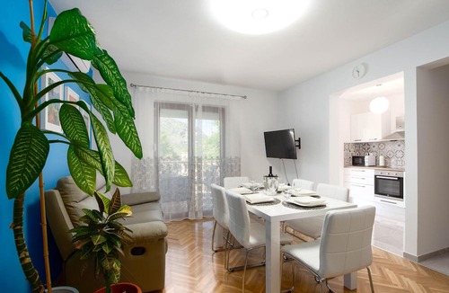 Srinjine Villa | Amazing Home in Zrnovnica With Outdoor Swimming Pool, Wifi and 3 Bedrooms