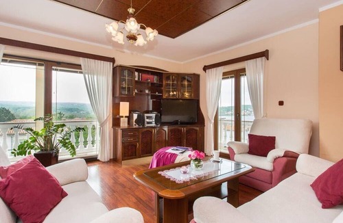 Soline House | Beachfront flat in Soline with sea view