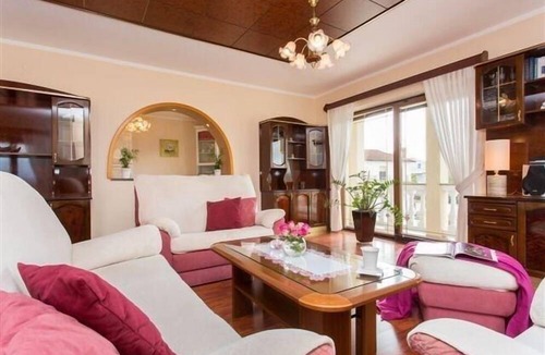 Soline House | Beachfront flat in Soline with sea view
