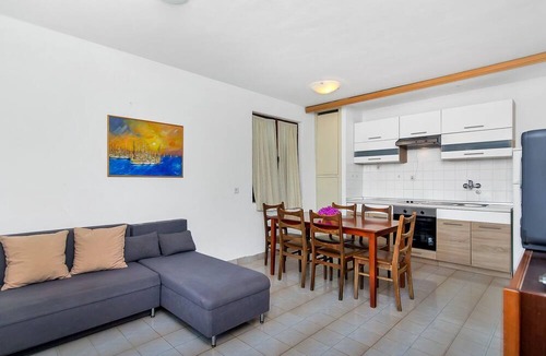 Pokrivenik Apartment | Igor - 5 m From Beach - A