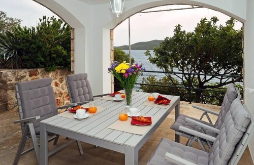 Slano House | Holiday Home Odiseja