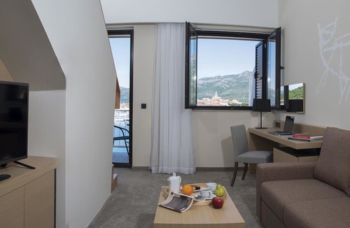 Cove Tri Zala (Zrnovo) Hotel | Aminess Liburna Hotel