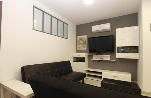 Stinjan House | House 747