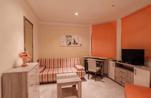 Postup Hotel | Villa Antonio