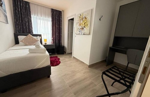 Sesvete Hotel | Alsago Lux