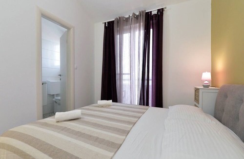 Murter Apartment | Apartments Helena