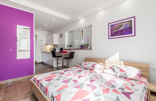 Rukavac Apartment | Awesome apartment in Rukavac with WiFi