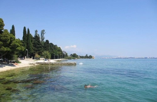 Kastel Sucurac Apartment | Apartment in Kaštel Sućurac with Seaview, Balcony, Air condition, WIFI (570-3)