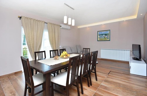 Srinjine Apartment | Nice apartment in Srinjine