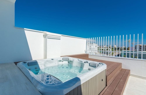 Zadar Apartment | Luxury Penthouse with Jacuzzi on a rooftop
