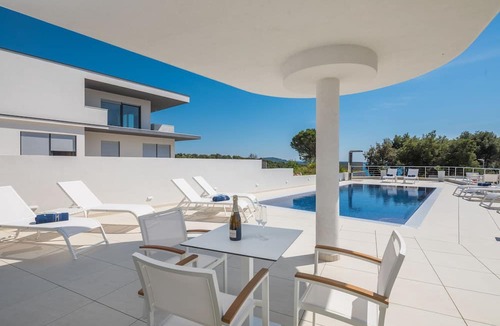 Seget Vranjica Apartment | Luxury Apartment Nautica with Pool II