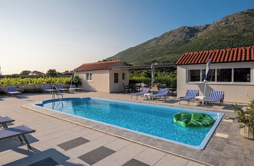 Zvekovica Apartment | Villa Liberty