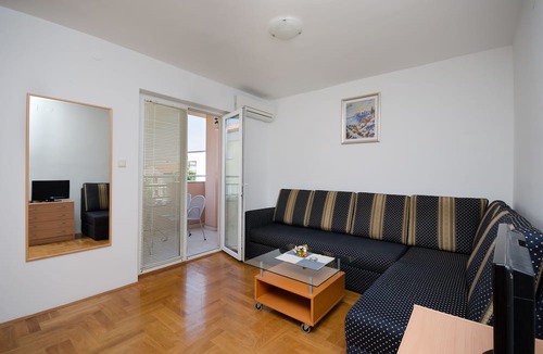 Malinska-Dubasnica Apartment | Apartments Dunja