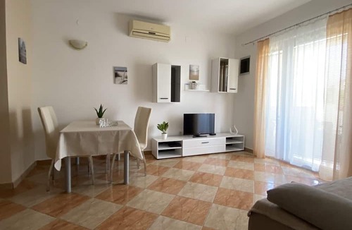 Zrce Apartment | Villa Marija Novalja