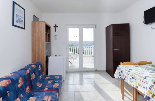Lopar Apartment | Apartments Mirko R