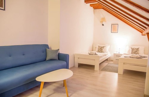 Pucisca Apartment | Rooms Bed and Breakfast Blanc