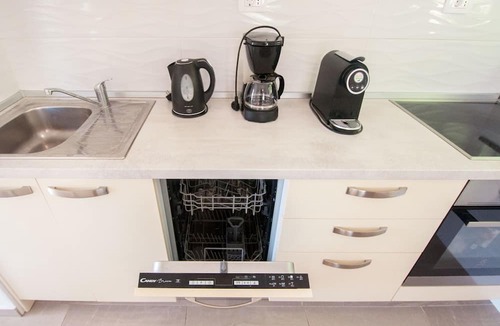 Rabac Apartment | Drei-Zimmer-Wohnung Rita, in der Nähe des Strandes by Interhome
