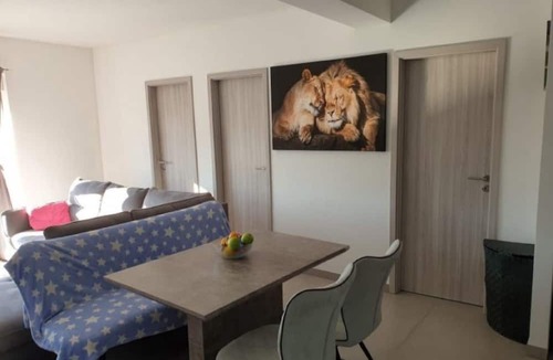 Mejasi Apartment | Apartments Andrea - Three Bedroom Apartment with Shared Swimming Pool
