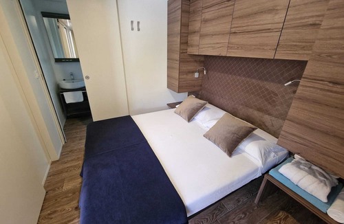 Jezera Apartment | Camping Jezera Lovišća