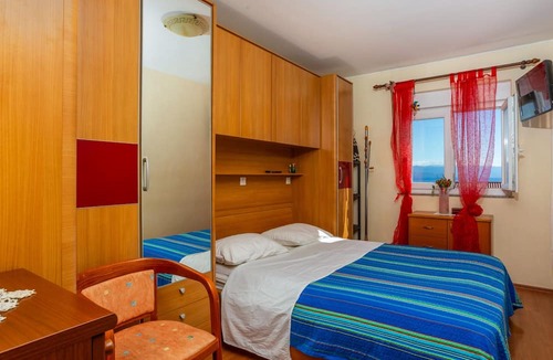 Ika Apartment | Apartman Mariana by Villas Guide