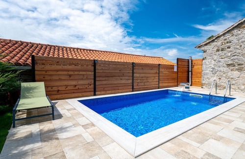 Lupoglav House | Beautiful home in Lupoglav