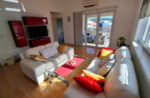 Okrug Donji Apartment | Apartment More with seaview balcony
