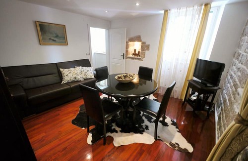 Old Town Apartment | 4 Stars (*) Luxury Flat in the Old Town Split!Few Steps to Diocletian Palace!