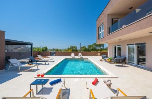 Orbanici Villa | Luxury Villa KLAUDIA with Private Pool near Pula